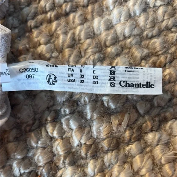 Chantelle Gray Lace Underwire Bra Intimates - Picture 2 of 2